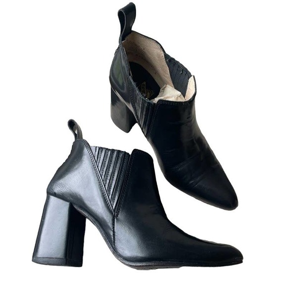Freebird Black Ankle Boots - Picture 1 of 8